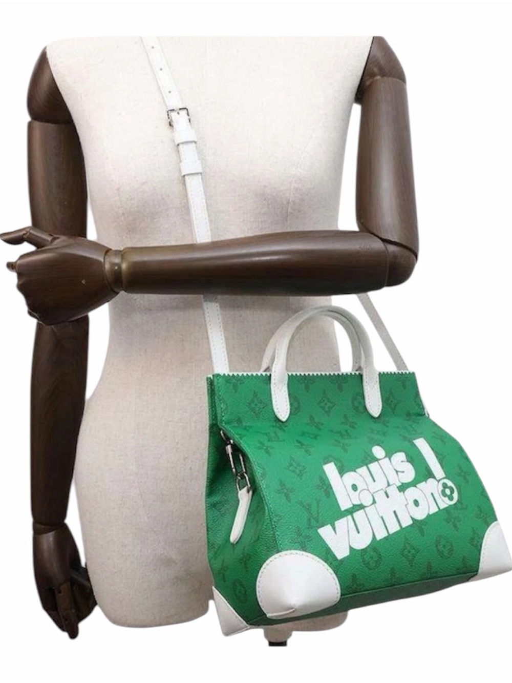 Louis Vuitton RARE Tote - Picture 9 of 10
